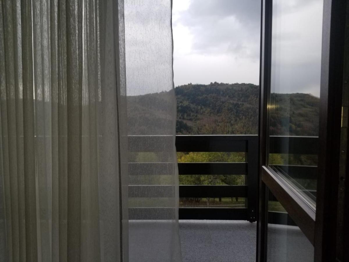 Pensiunea Agroturistica Acvila Apusenilor Vadu Motilor Exterior foto